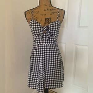 Lulus dress. Adorable. Great Condition.